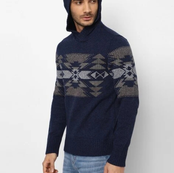 American Eagle Hooded Aztec Pullover Sweater - Picture 5 of 6